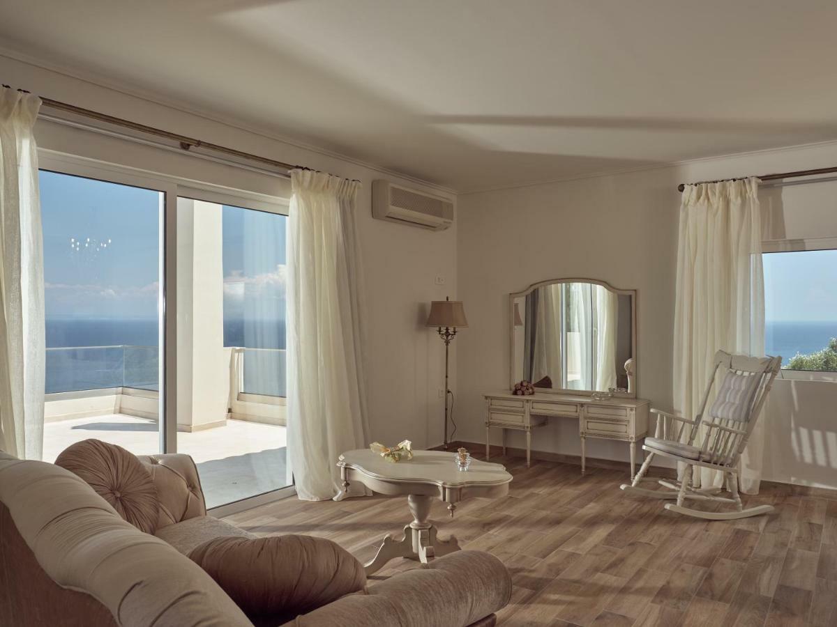 Golden July Luxury Villa Akrotiri  Exteriér fotografie